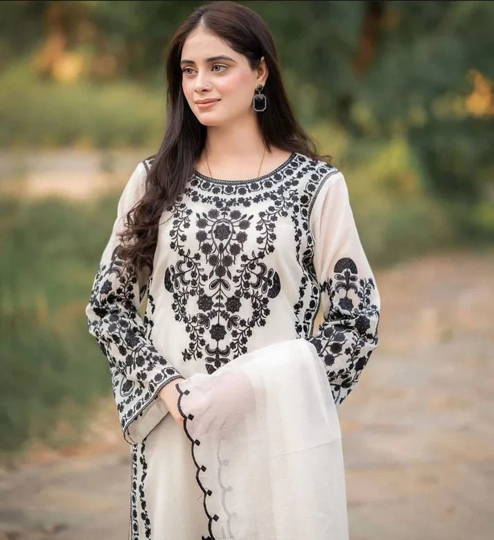 CS Dhanak 3PC Embroidered With Dhanak Embroidered Shawl-105